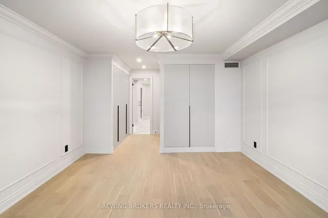 Additional image 37 of 85 Skymark Dr Unit 1805