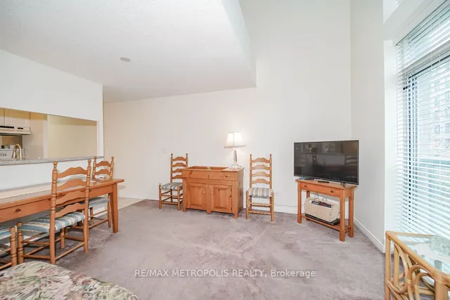 Additional image 40 of 109 Front St Unit 528