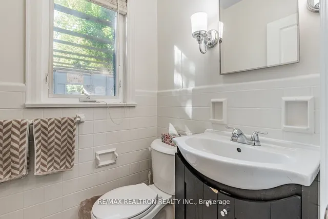 Additional image 10 of 2 Manor Haven Rd