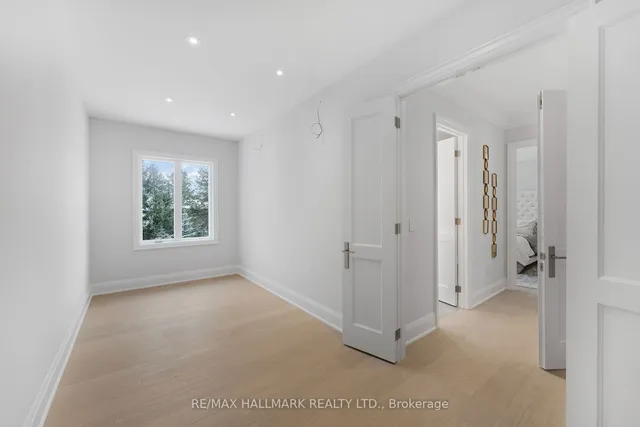 Additional image 27 of 42 Agar Cres