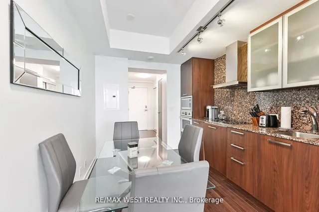 Additional image 11 of 14 York St Unit 4707