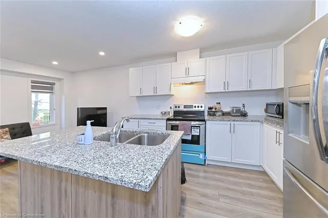 Additional image 10 of 32 Pony Way