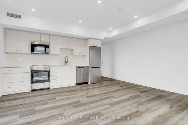 Additional image 10 of 15 Wellington St Unit 1906