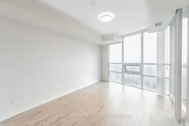 Additional image 16 of 35 Hollywood Ave Unit 1902