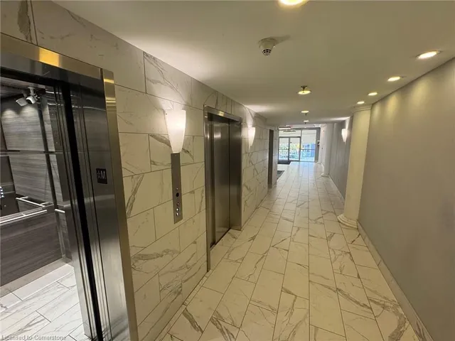 Additional image 5 of 276 King St Unit 208