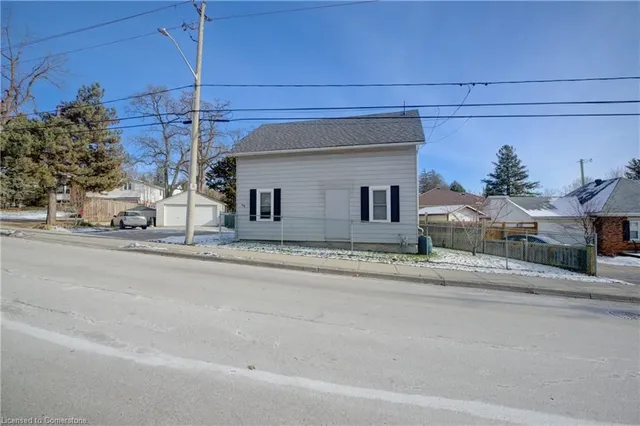 Additional image 21 of 64 Woolwich St