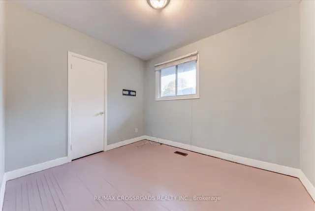 Additional image 22 of 64 Chandler Dr