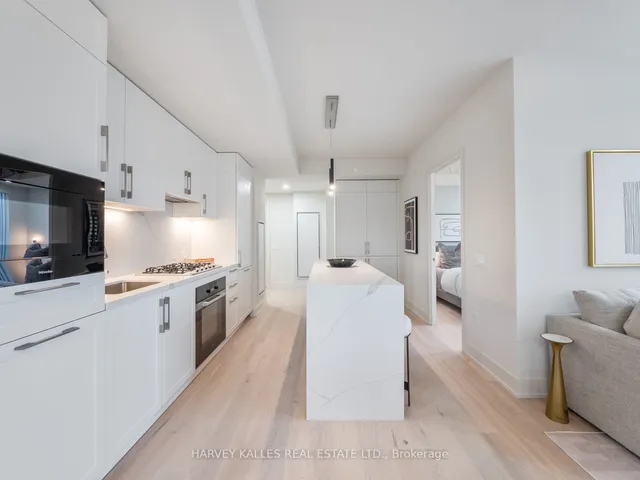 Additional image 10 of 8 Manor Rd Unit 711