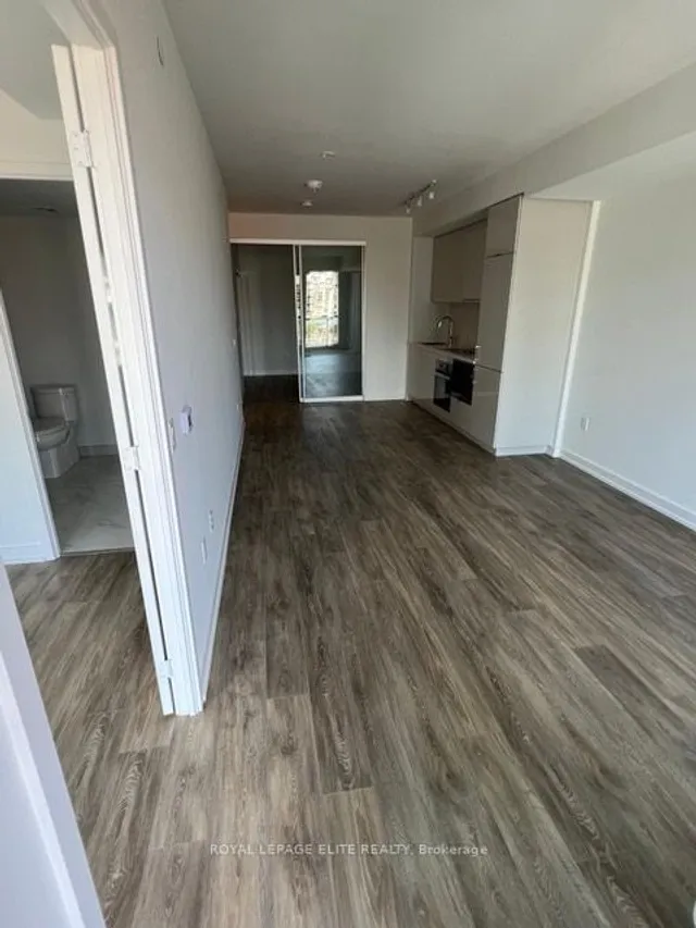 Additional image 26 of 158 Front St Unit 810