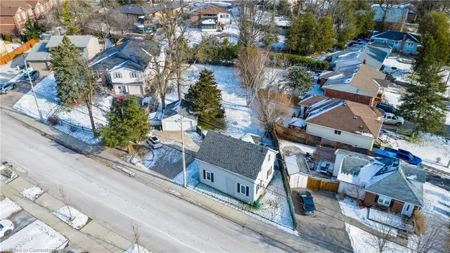 Additional image 9 of 64 Woolwich St