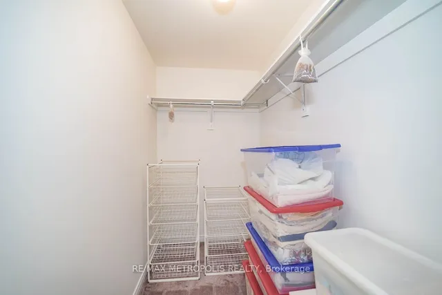 Additional image 34 of 109 Front St Unit 528