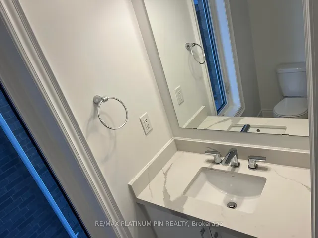 Additional image 8 of 2577 Islington Ave