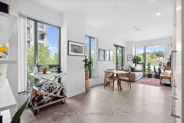 280 Howland Ave Unit 302