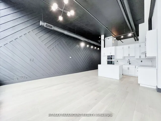 Additional image 32 of 43 Hanna Ave Unit 433