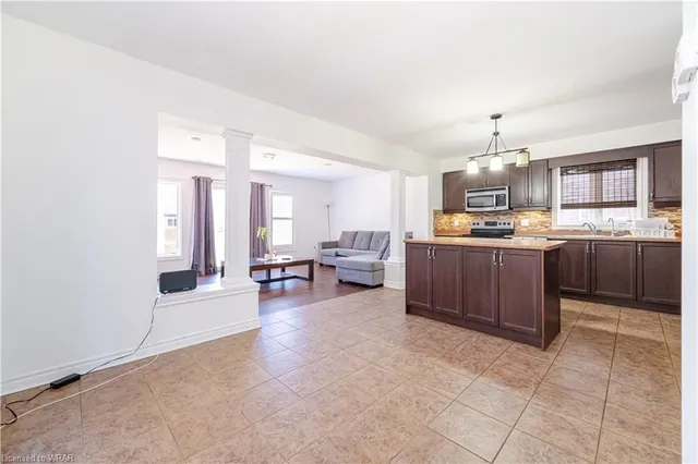 Additional image 9 of 542 Isaiah Cres