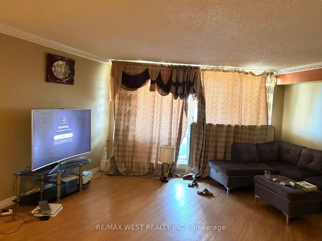 Additional image 4 of 330 Dixon Rd Unit 306