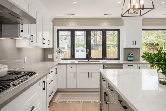 Additional image 14 of 7 Ferncroft Dr