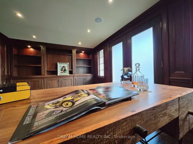 Additional image 15 of 276 Dunview Ave