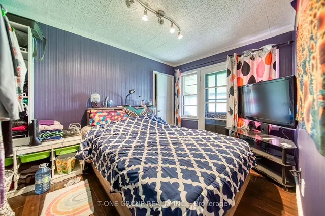 Additional image 15 of 58 Reyburn Ave