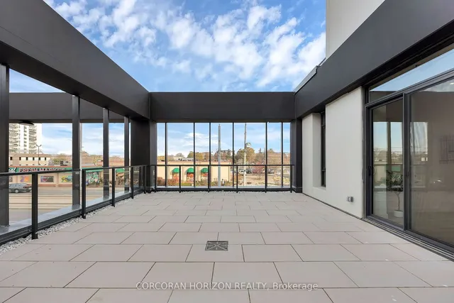 Additional image 19 of 741 King St Unit 202