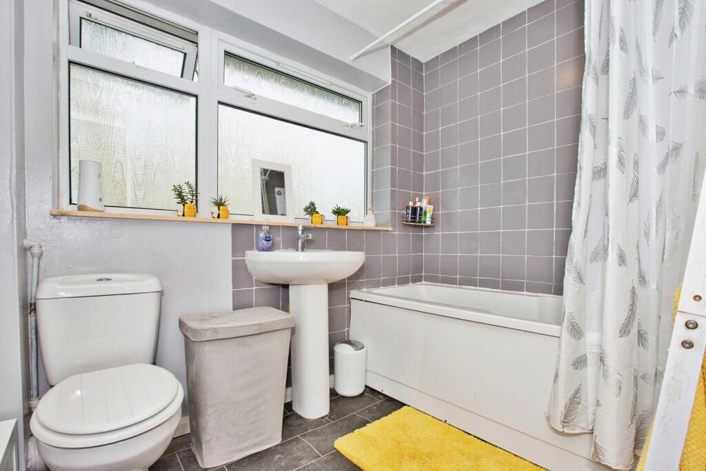 Additional image 13 of Bridle Way, Barwick, Yeovil, Somerset, BA22