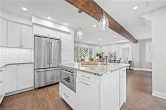 Additional image 21 of 157 Adelaide St