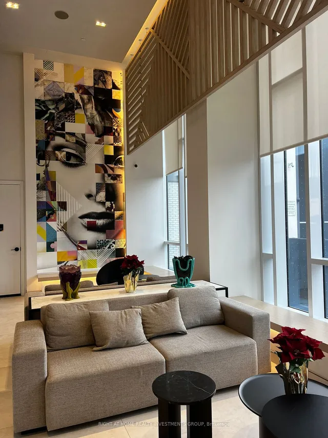 Additional image 31 of 36 Zorra St Unit 3211