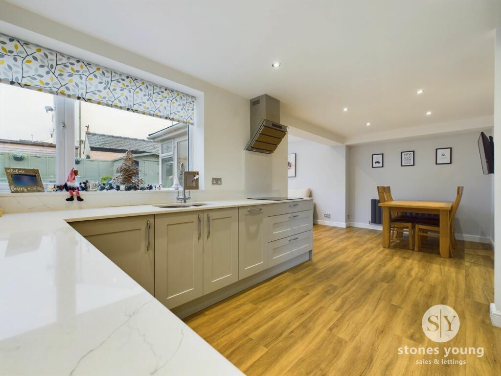 Additional image 8 of Lyndale Close, Wilpshire, BB1