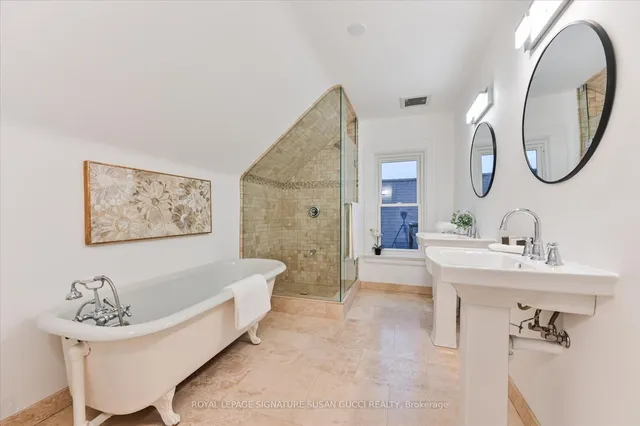 Additional image 28 of 6 Lyall Ave