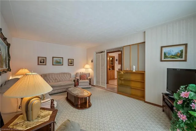 Additional image 13 of 127 Lorraine Ave