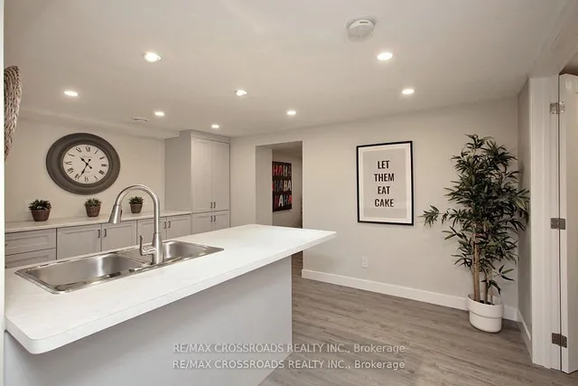 Additional image 17 of 5 Independence Dr