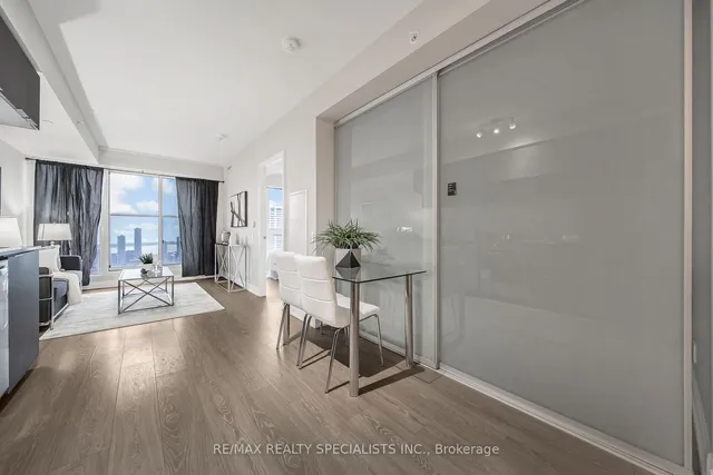 Additional image 13 of 181 Dundas St Unit 4909