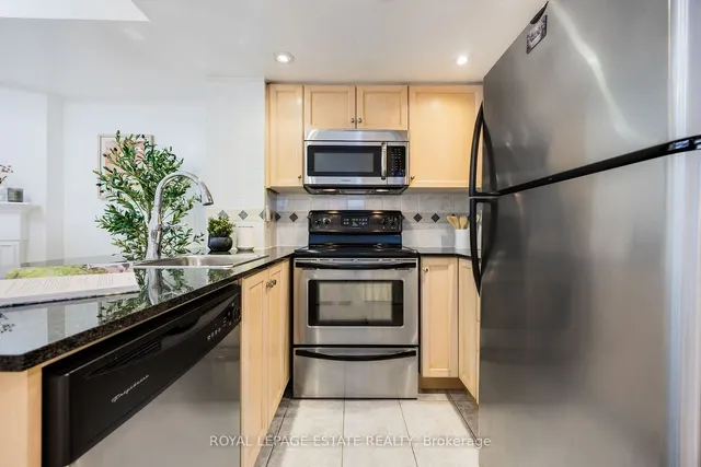 Additional image 13 of 22 Laidlaw St Unit 1203