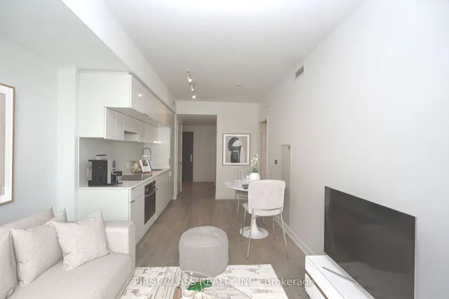 Additional image 10 of 185 Roehampton Ave Unit 2712