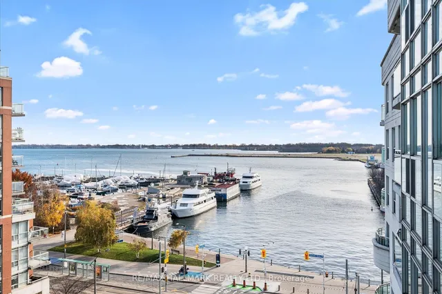 Additional image 30 of 600 Queens Quay Unit 906