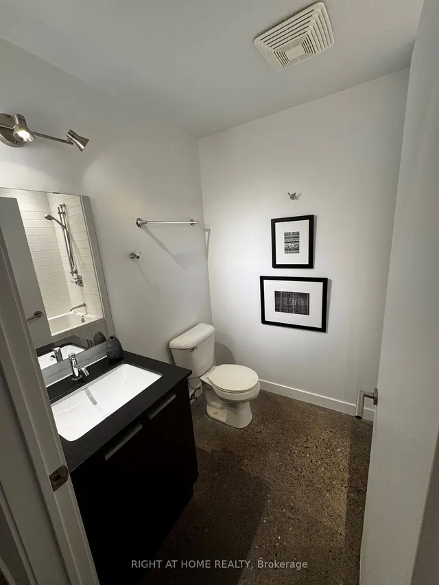 Additional image 18 of 625 Queen St Unit 408