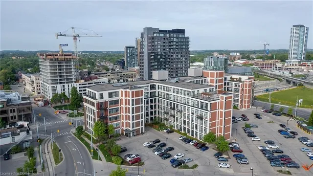 Additional image 48 of 404 King St Unit 306