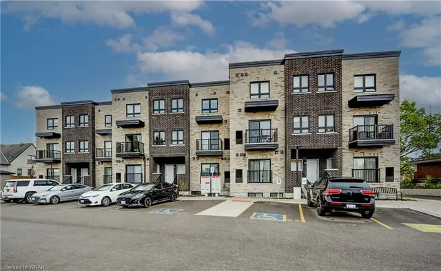 Additional image 30 of 600 Victoria St Unit 9