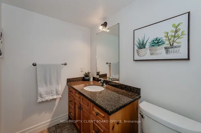 Additional image 23 of 1522 King St Unit 302