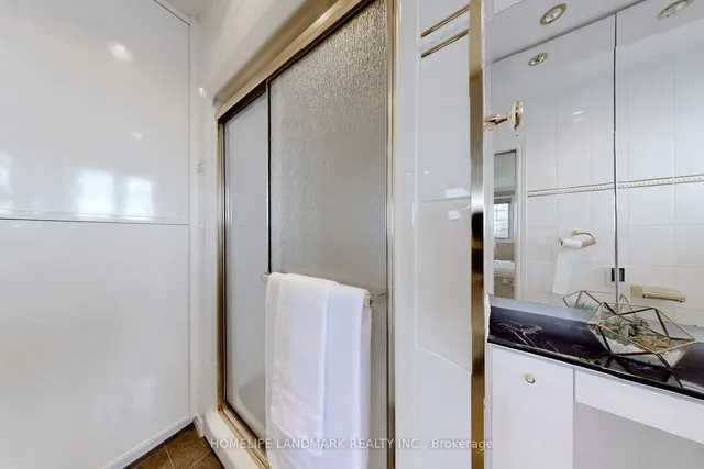 Additional image 16 of 18 Olsen Dr