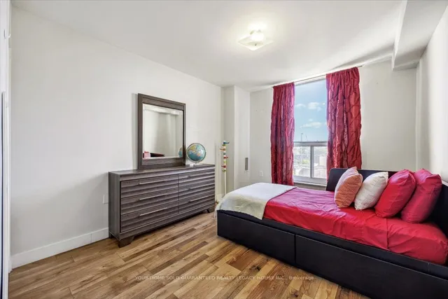 Additional image 10 of 130 Neptune Dr Unit 607