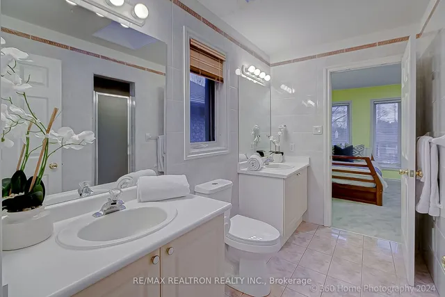 Additional image 23 of 100 Baycrest Ave