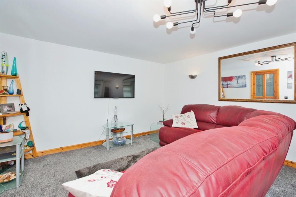 Additional image 21 of Belvedere Road, Yeovil