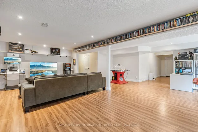 Additional image 32 of 967 Doon Village Rd