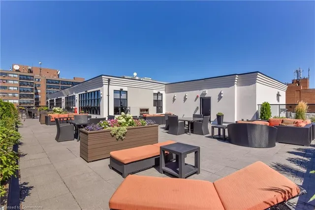 Additional image 22 of 112 Benton St Unit 116