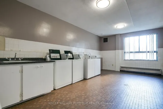 Additional image 25 of 260 Seneca Hill Dr Unit 1705