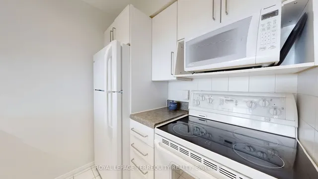 Additional image 15 of 20 Southport St Unit 511