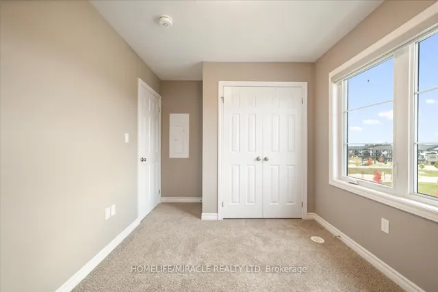 Additional image 26 of 48 Oat Lane