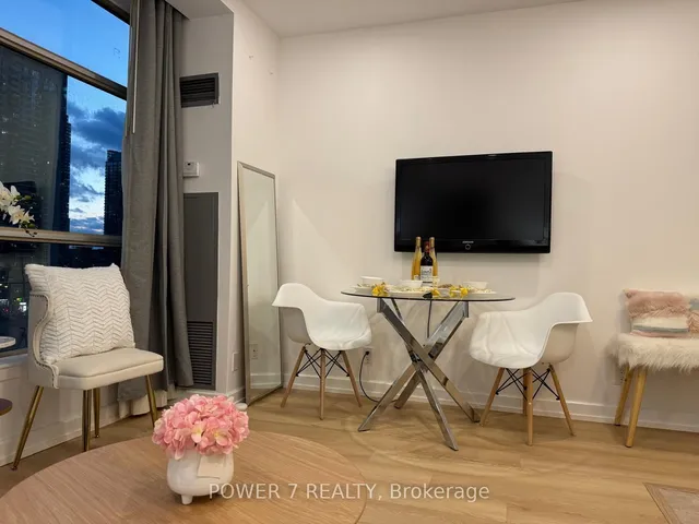 Additional image 9 of 36 Blue Jays Way Unit 618