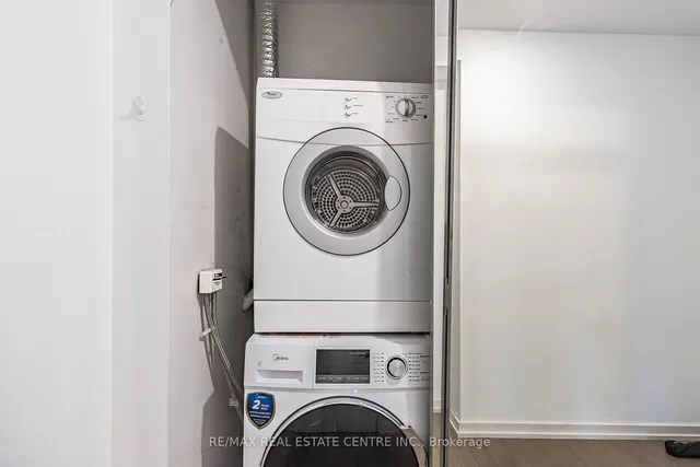 Additional image 3 of 101 Peter St Unit 1206